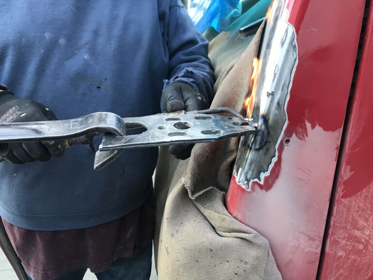 SHEEDY DRAYAGE CRANE WINDSHIELD REPLACEMENT windshield replacement at Automotive Enterprise, San Carlos CA – photo 12